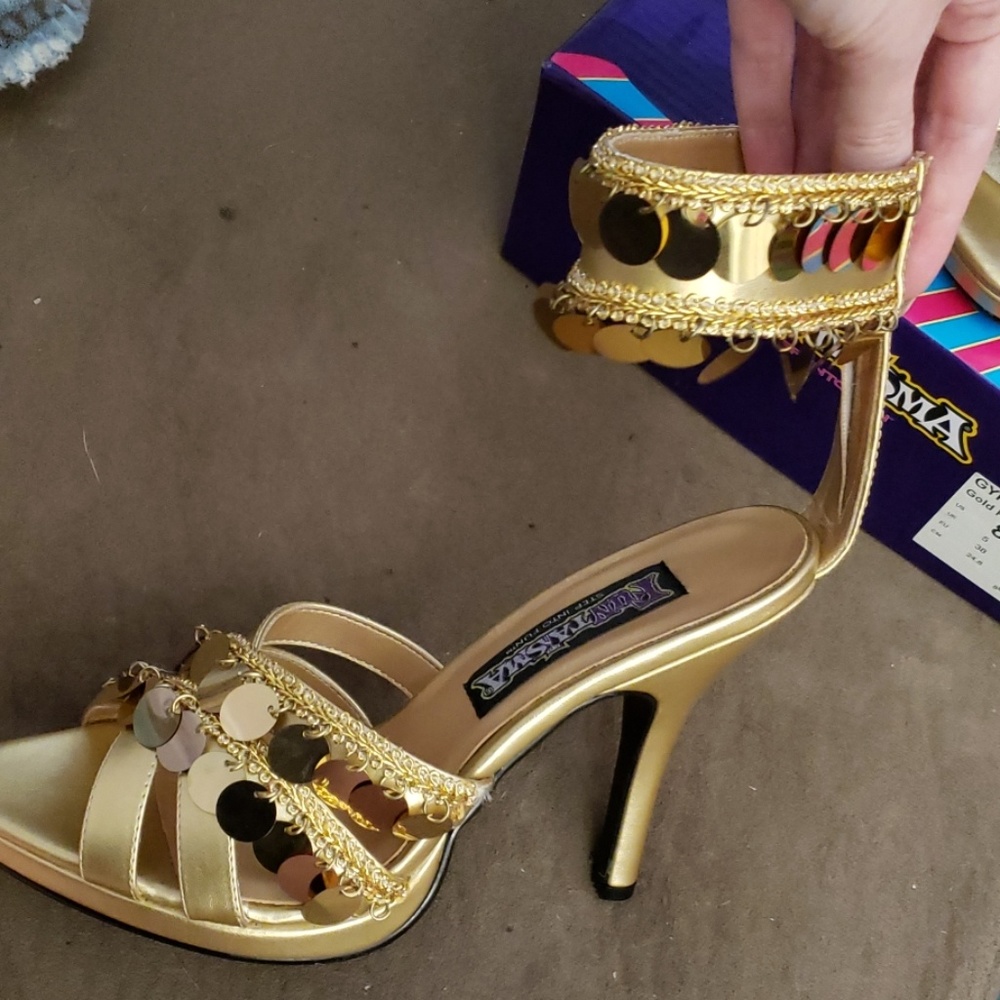Funtasima Gold Medallion Gypsy heels